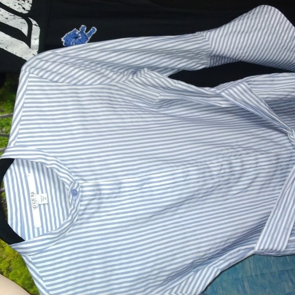 Guess women's long sleeve blouse Sz xsmall - Picture 16 of 17
